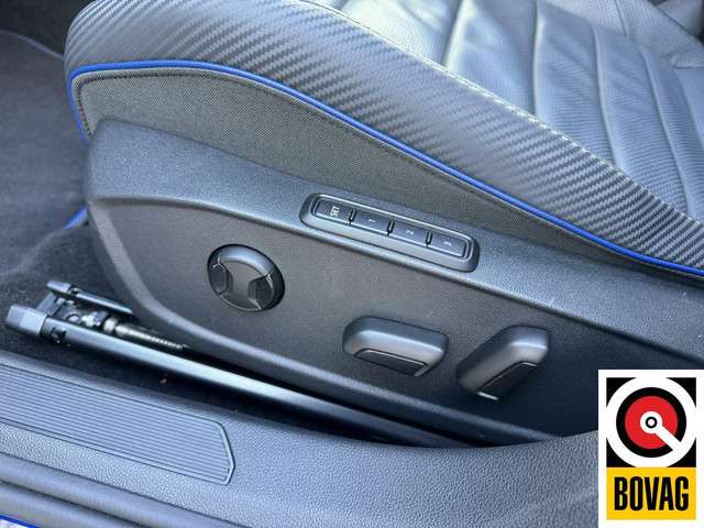 Volkswagen Golf 2023 Benzine
