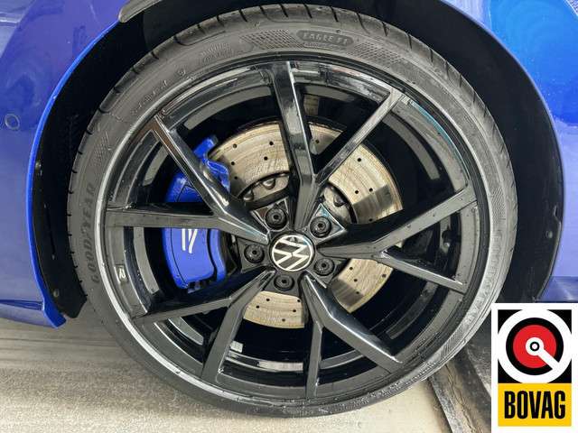 Volkswagen Golf 2023 Benzine