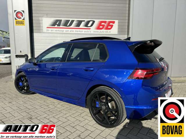 Volkswagen Golf 2023 Benzine
