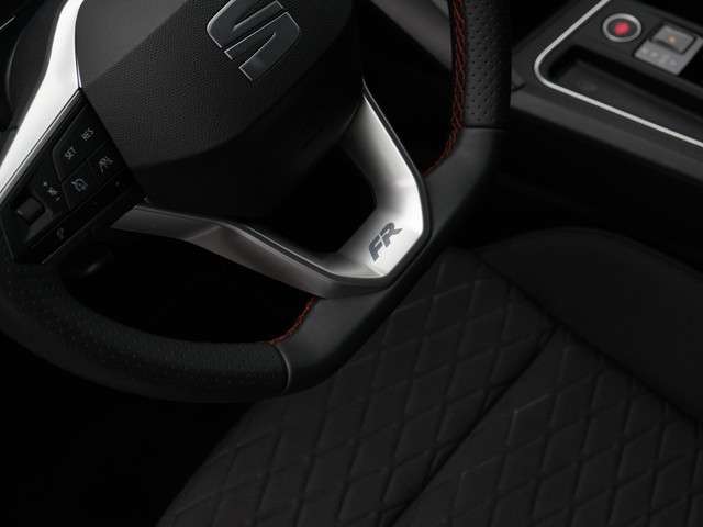 SEAT Leon 2024 Benzine