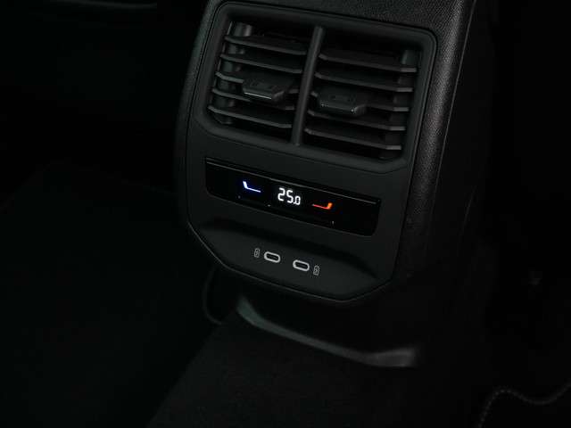 SEAT Leon 2024 Benzine