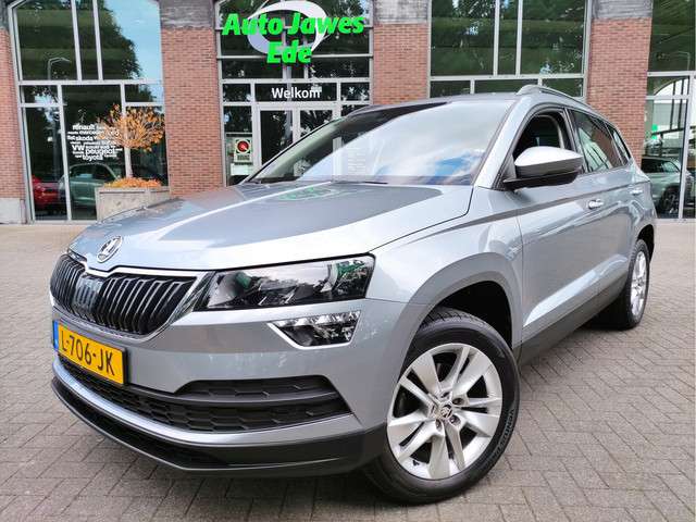 Skoda Karoq škoda  1.0 tsi business edition 17inch lmv - parkeersensoren v+a - getinte ruiten - nl auto foto 20
