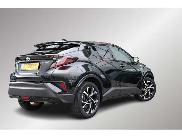 Toyota C-HR 2