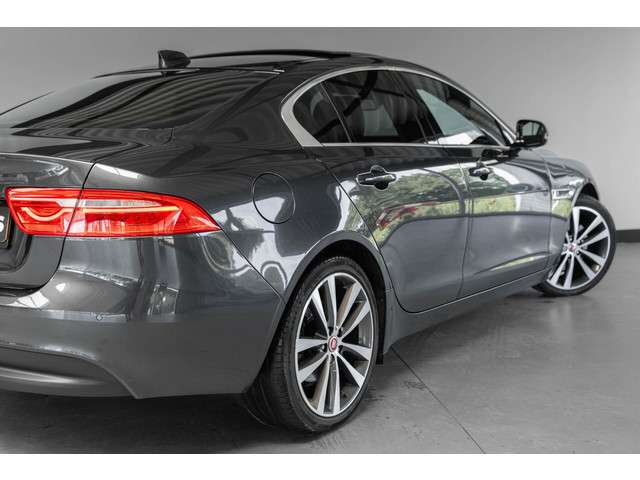 Jaguar XE 2018 Diesel