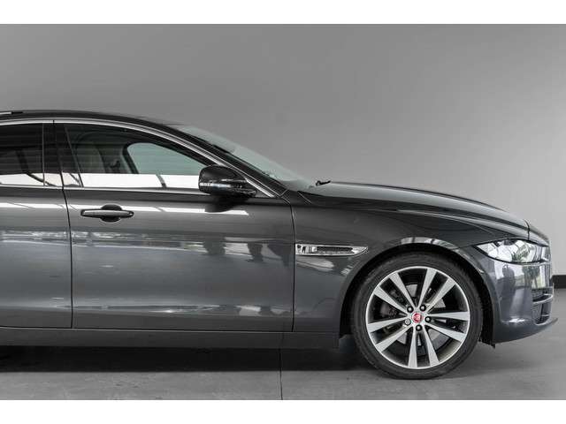Jaguar XE 2018 Diesel