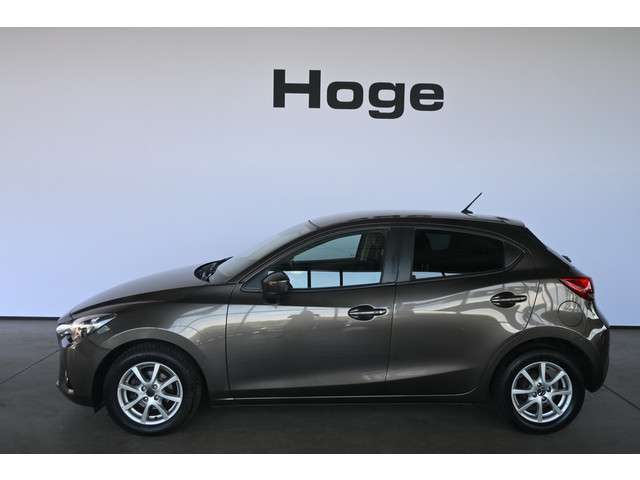 Mazda 2 3