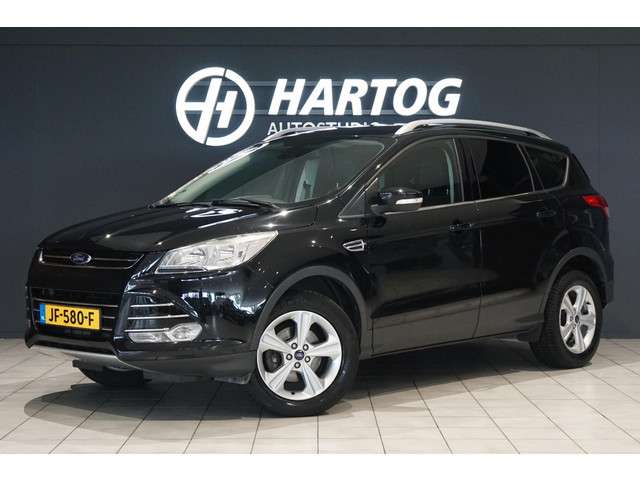 Ford Kuga 2015 Benzine