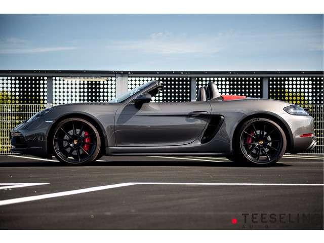 Porsche 718 3