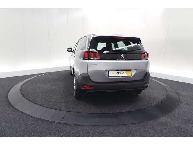 Peugeot 5008 2023 Benzine