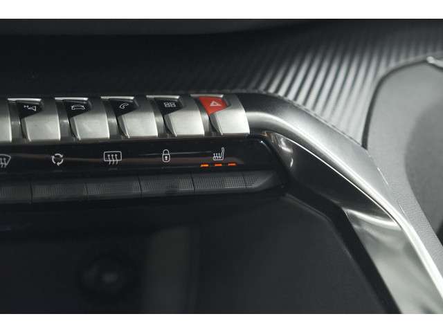 Peugeot 5008 2023 Benzine