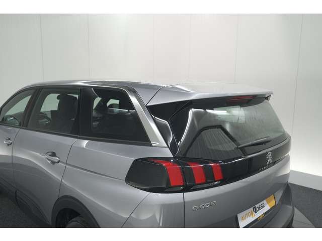 Peugeot 5008 2023 Benzine