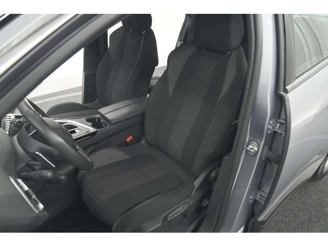 Peugeot 5008 2023 Benzine