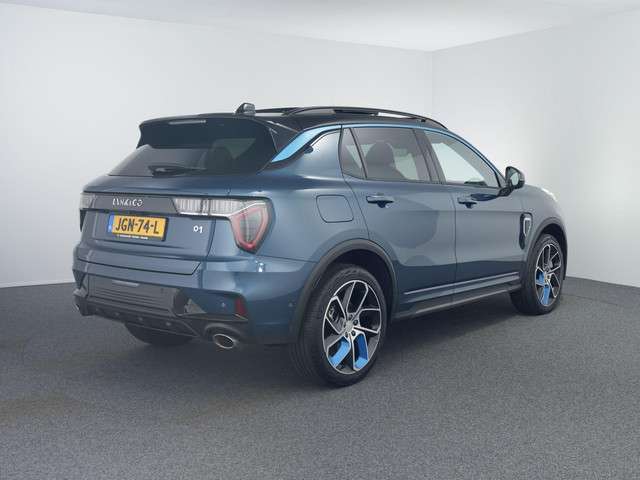 Lynk & Co 01 2