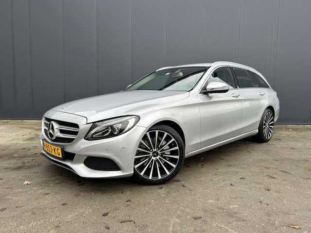 Mercedes-Benz C-Klasse 2015 Benzine