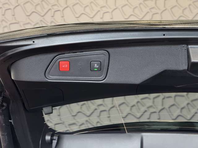 Peugeot 3008 2024 Benzine
