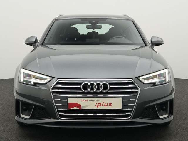 Audi A4 2019 Benzine
