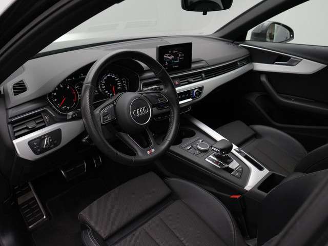 Audi A4 2019 Benzine