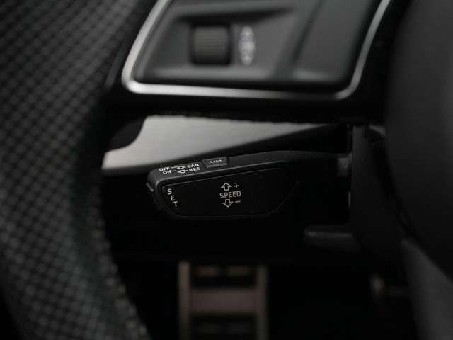 Audi A4 2019 Benzine