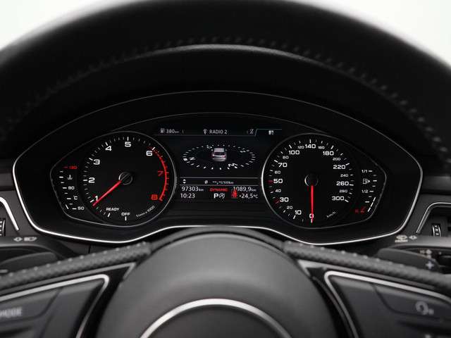 Audi A4 2019 Benzine