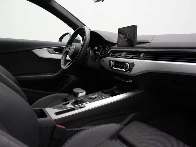 Audi A4 2019 Benzine