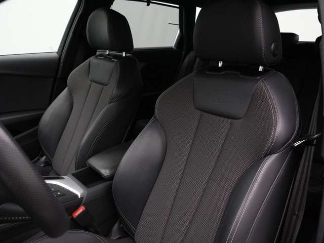 Audi A4 2019 Benzine