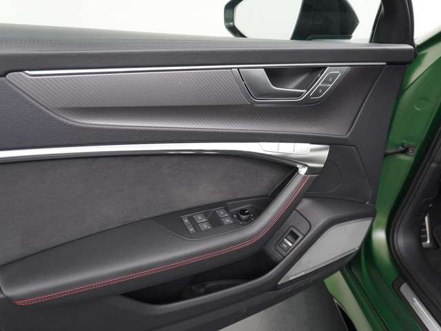 Audi RS6 2022 Benzine
