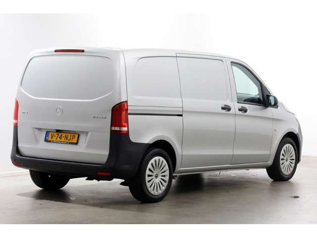 Mercedes-Benz Vito 2