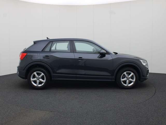 Audi Q2 3