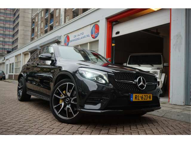 Mercedes-Benz GLC-klasse AMG 43 4MATIC Aut9 | NL AUTO | Burmester | Black on Black | Trekhaak (wegklapbaar) | 21inch | Diamond grille | Treeplanken |