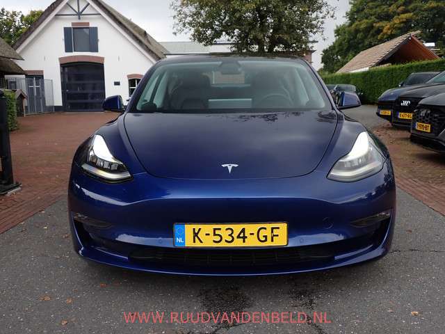 Tesla Model 3 3