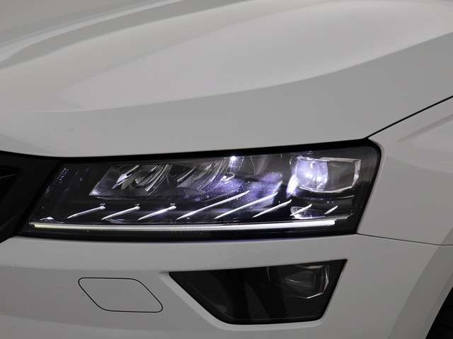 Skoda Karoq 2021 Benzine