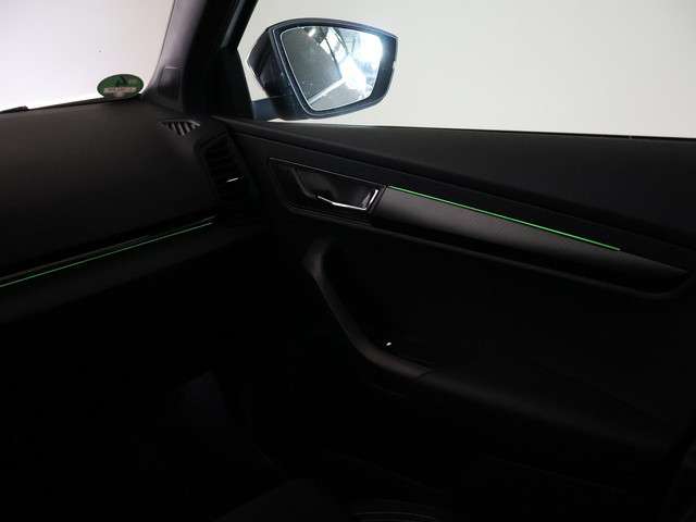 Skoda Karoq 2021 Benzine