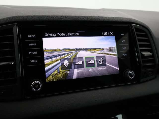 Skoda Karoq 2021 Benzine