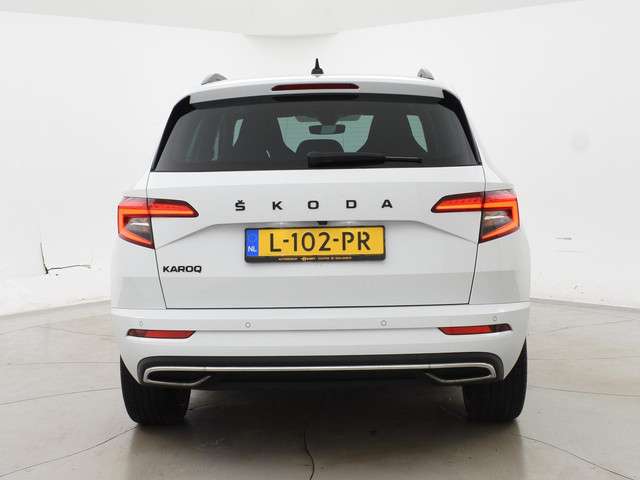 Skoda Karoq 2021 Benzine