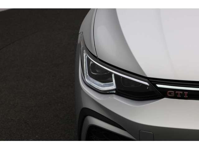 Volkswagen Golf 2024 Benzine
