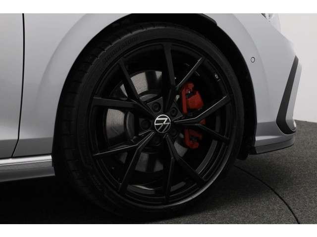 Volkswagen Golf 2024 Benzine