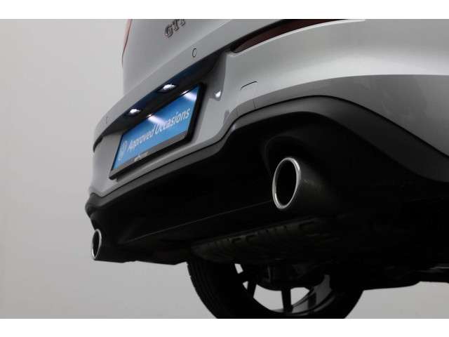 Volkswagen Golf 2024 Benzine