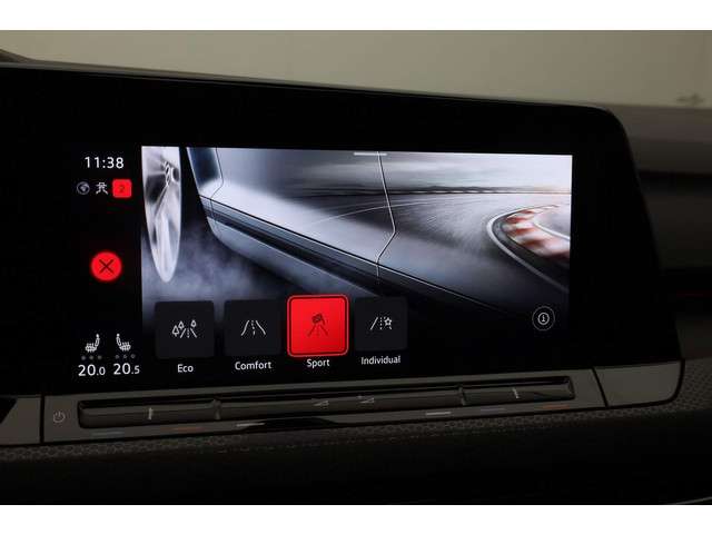 Volkswagen Golf 2024 Benzine