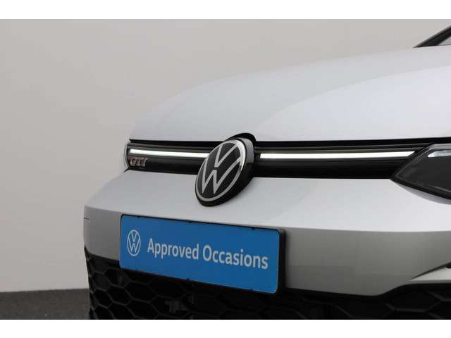 Volkswagen Golf 2024 Benzine