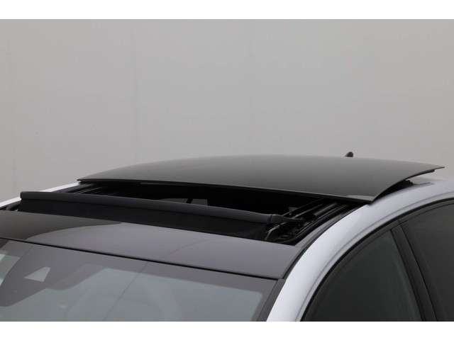 Volkswagen Golf 2024 Benzine