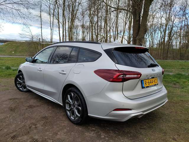 Ford Focus 2022 Benzine
