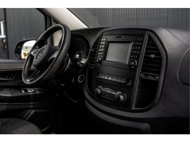Mercedes-Benz Vito 2