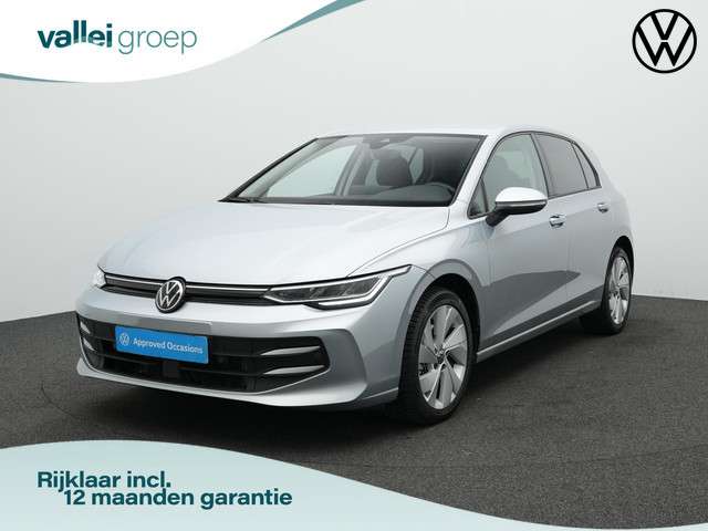 Volkswagen Golf 2024 Benzine