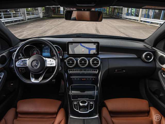 Mercedes-Benz C-Klasse 2
