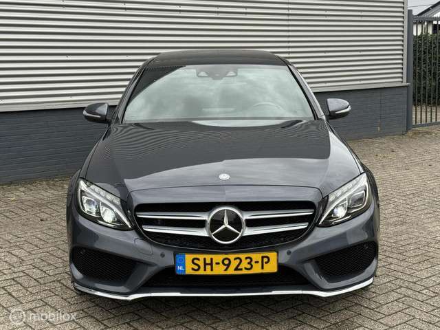 Mercedes-Benz C-Klasse 3