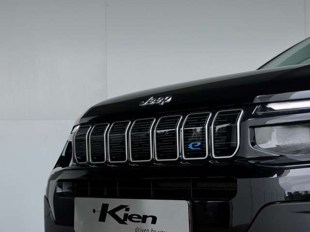 Jeep Avenger 3