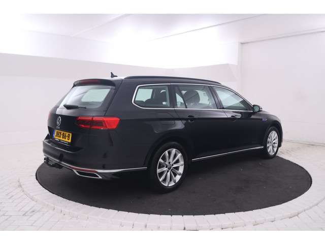 Volkswagen Passat 2