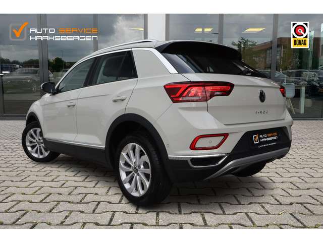 Volkswagen T-Roc 3