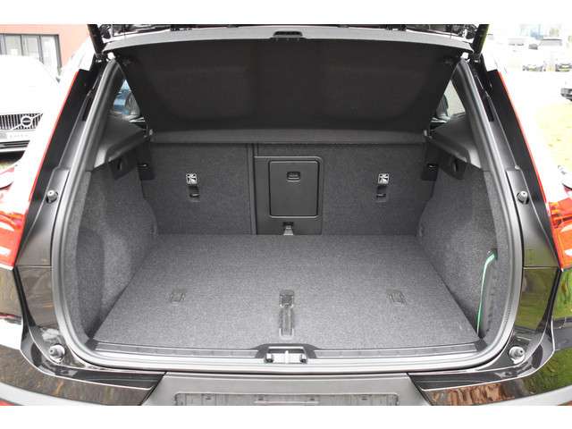Volvo EX40 2025 Electrisch