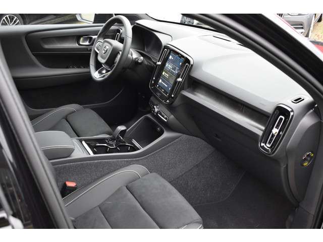 Volvo EX40 2025 Electrisch